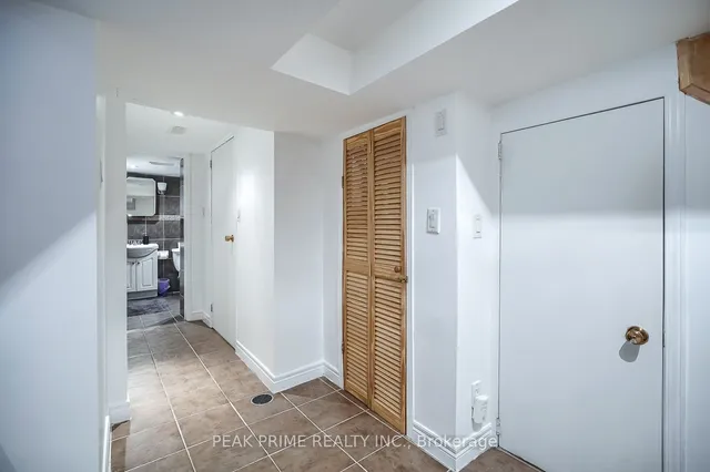 Additional image 31 of 11 Bloem Ave