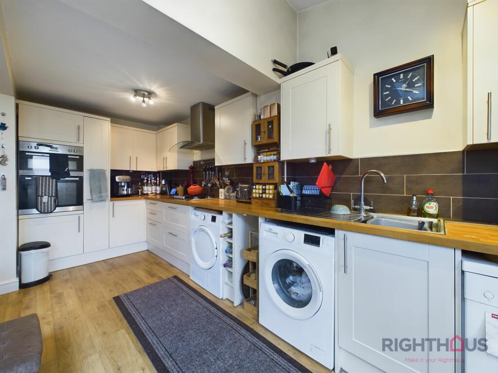 Additional image 6 of Harbour Road, Bradford, BD6