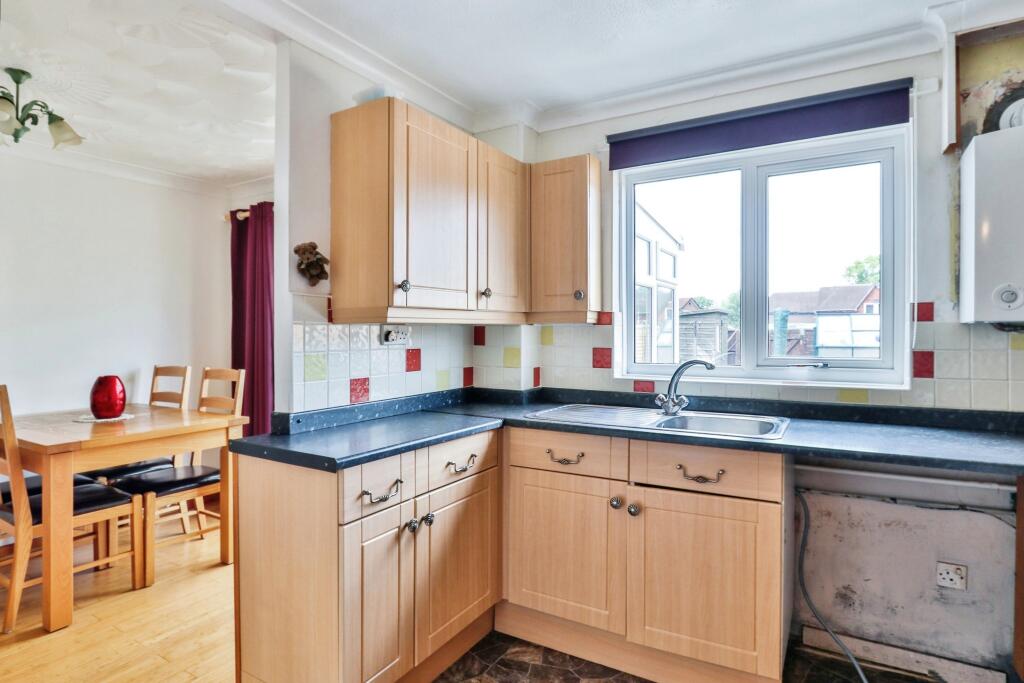 Additional image 14 of Oakmead Road, Poole, BH17