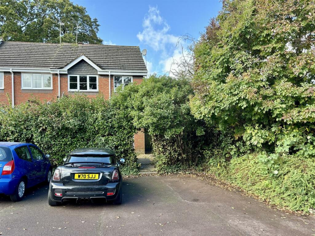 Additional image 17 of Stirrup Close, Upton