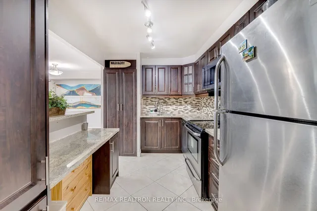 Additional image 12 of 3695 Kaneff Cres Unit 703