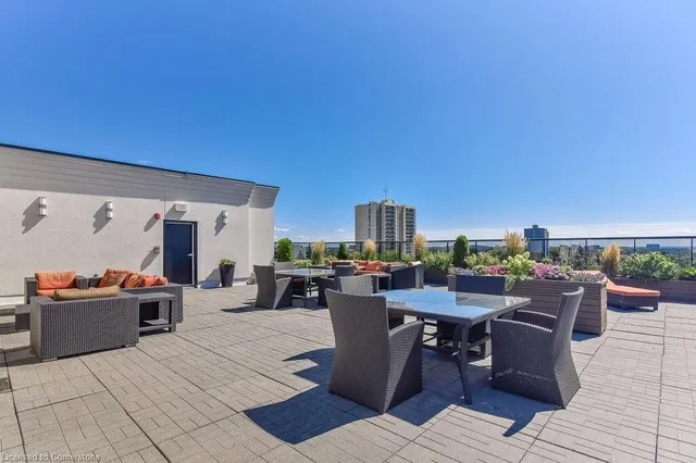 Additional image 37 of 112 Benton St Unit 210