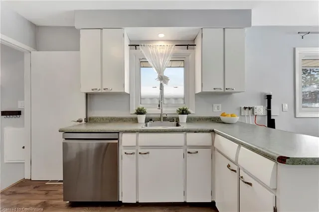 Additional image 9 of 11 Southmoor Dr