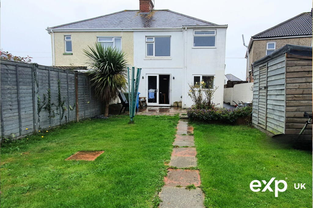 Additional image 14 of Walking Distance of Hamworthy Park / Sea Front - Family Home with South Facing Garden
