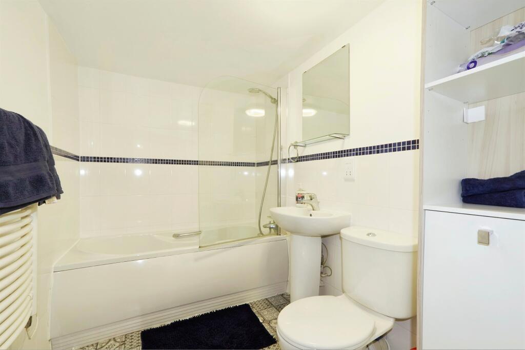 Additional image 6 of Meadow Road, Apperley Bridge, Bradford