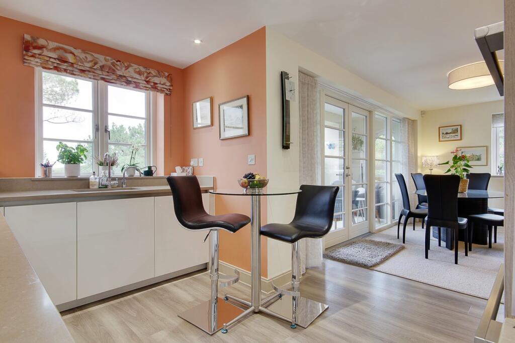 Additional image 6 of 154 Canford Cliffs Road, Canford Cliffs, Poole, BH13