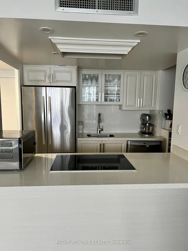 Additional image 13 of 1333 Bloor St Unit 1018