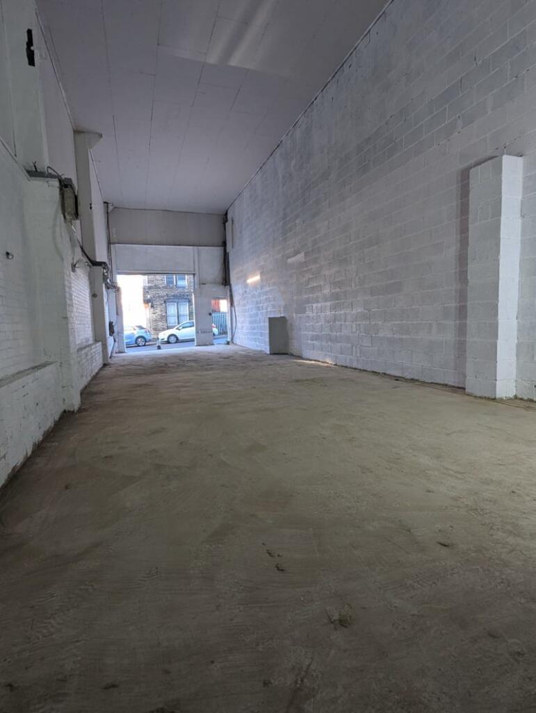 Additional image 4 of Fullerton Street, Bradford