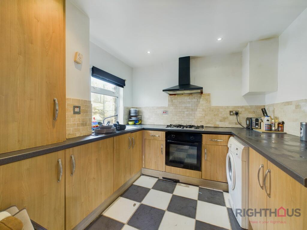 Additional image 10 of Bradford Road, Oakenshaw, BD12