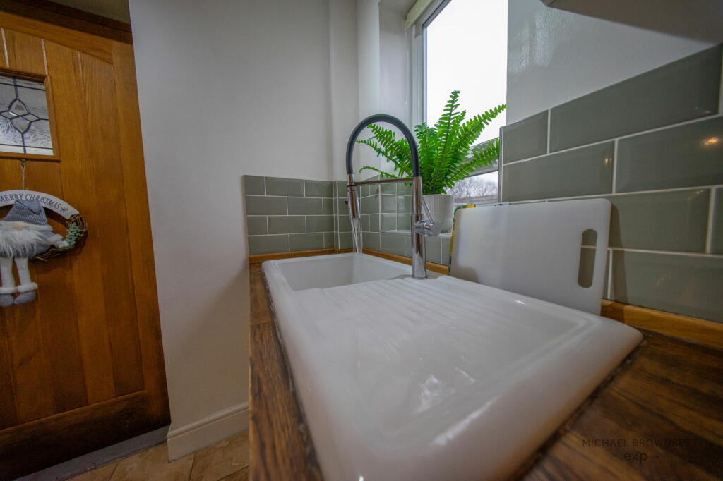 Additional image 9 of Larch Hill Crescent, Bradford, BD6 1DS