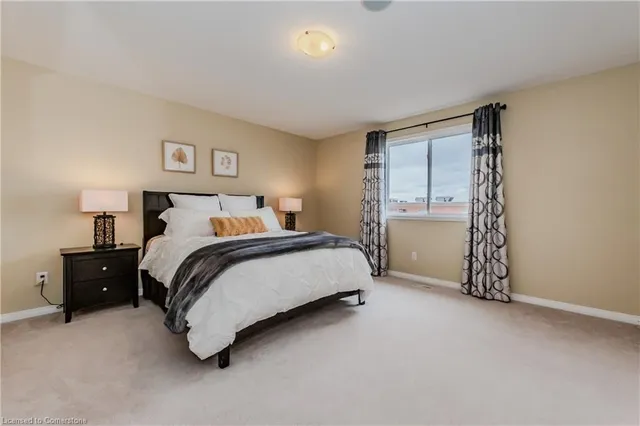 Additional image 30 of 28 Isabella St