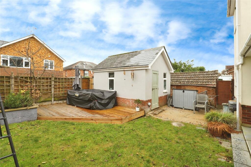 Additional image 24 of Glencoe Road, Poole, BH12