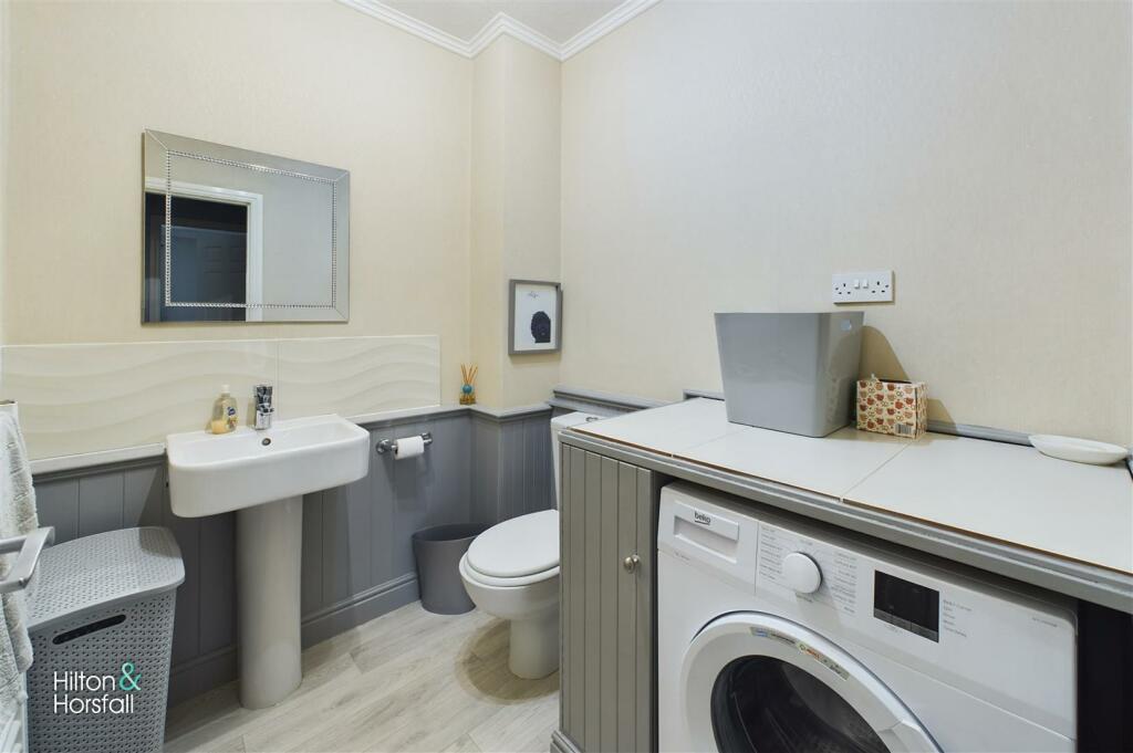 Additional image 11 of Barn Field Close, Colne