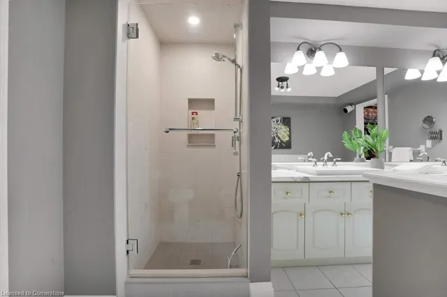 Additional image 24 of 2 Lancaster St Unit 402