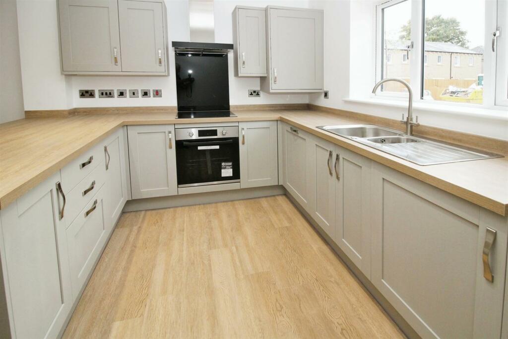 Additional image 3 of Victoria Road, Bradford, BD2 2ED
