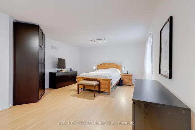 Additional image 22 of 178 Bristol Rd