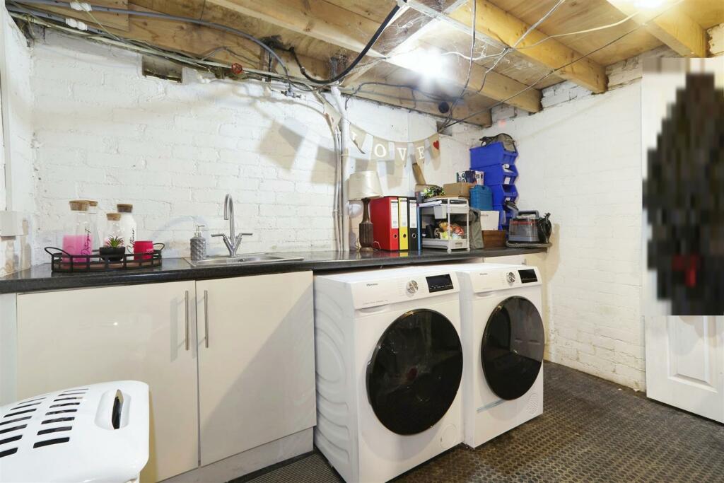 Additional image 9 of Raynham Crescent, Keighley, BD21 2TP