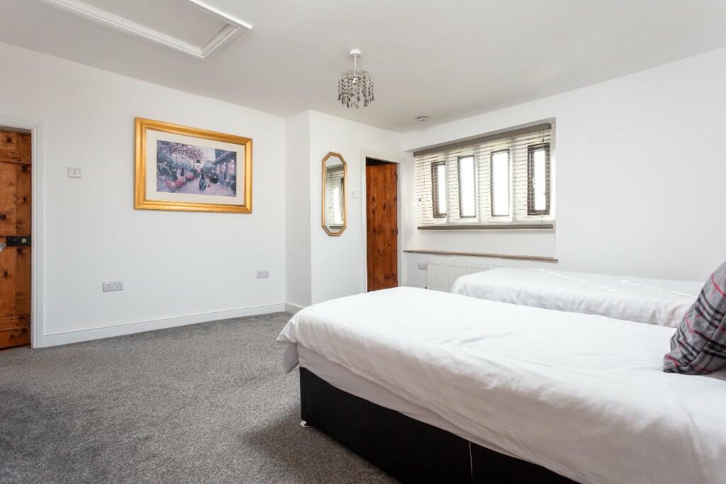 Additional image 11 of Allerton Lane, Bradford, BD15