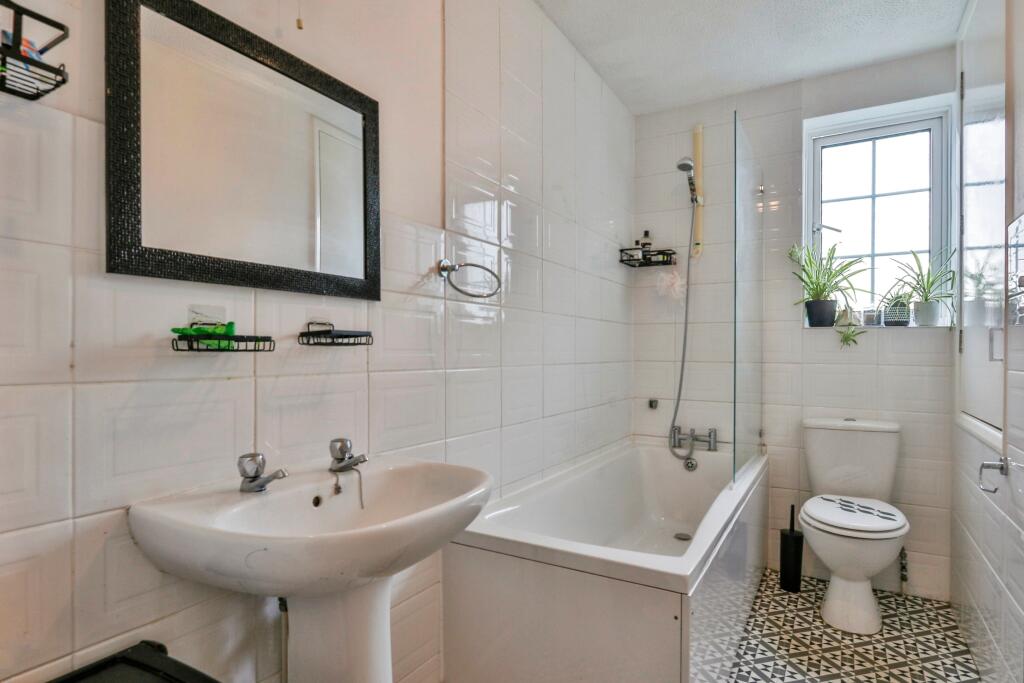 Additional image 12 of Bullfinch Close, Creekmoor, Poole, Dorset, BH17