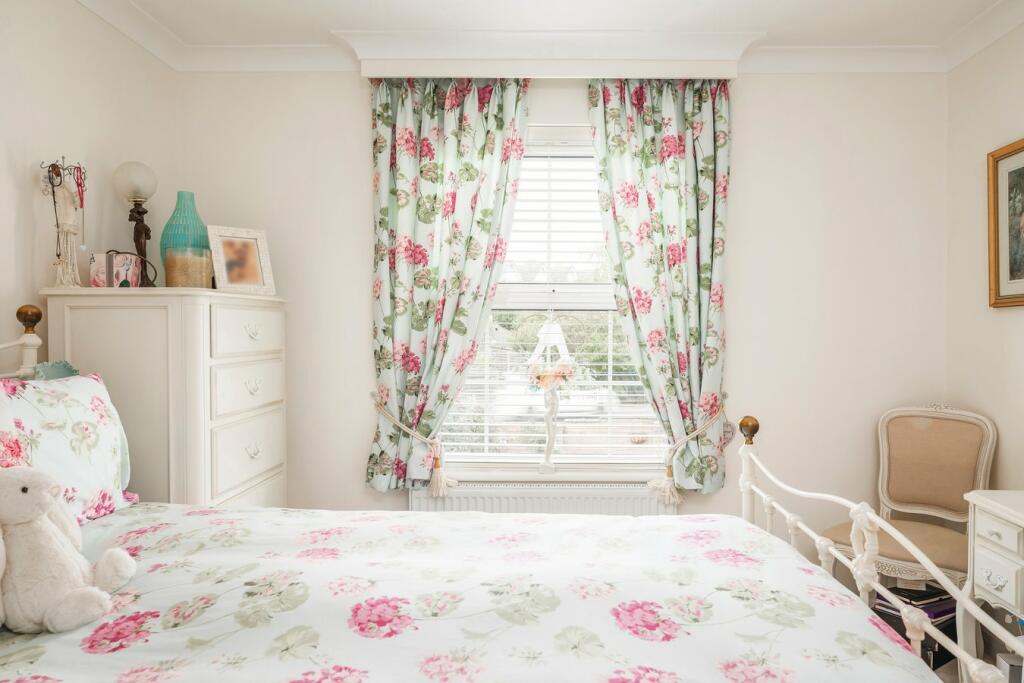 Additional image 24 of Wedgwood Drive, Whitecliff, Poole, BH14