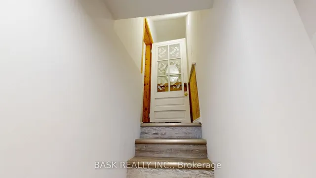 Additional image 32 of 42 Shanley St