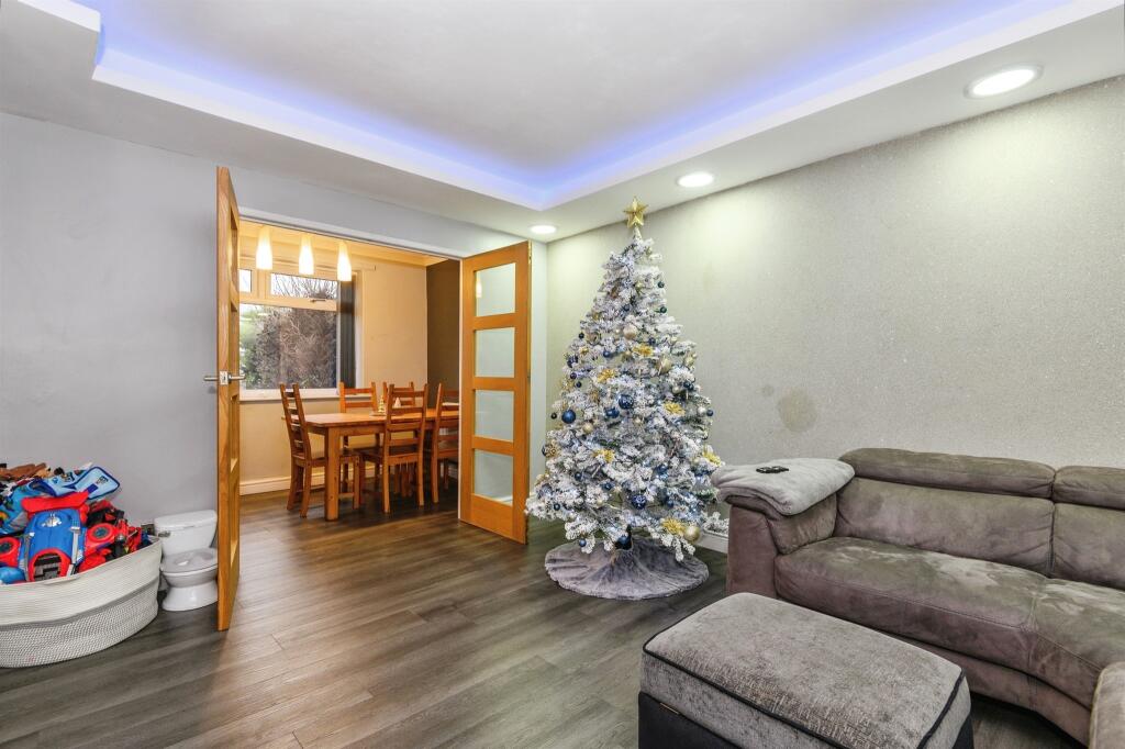 Additional image 3 of Tyersal Grove, Bradford