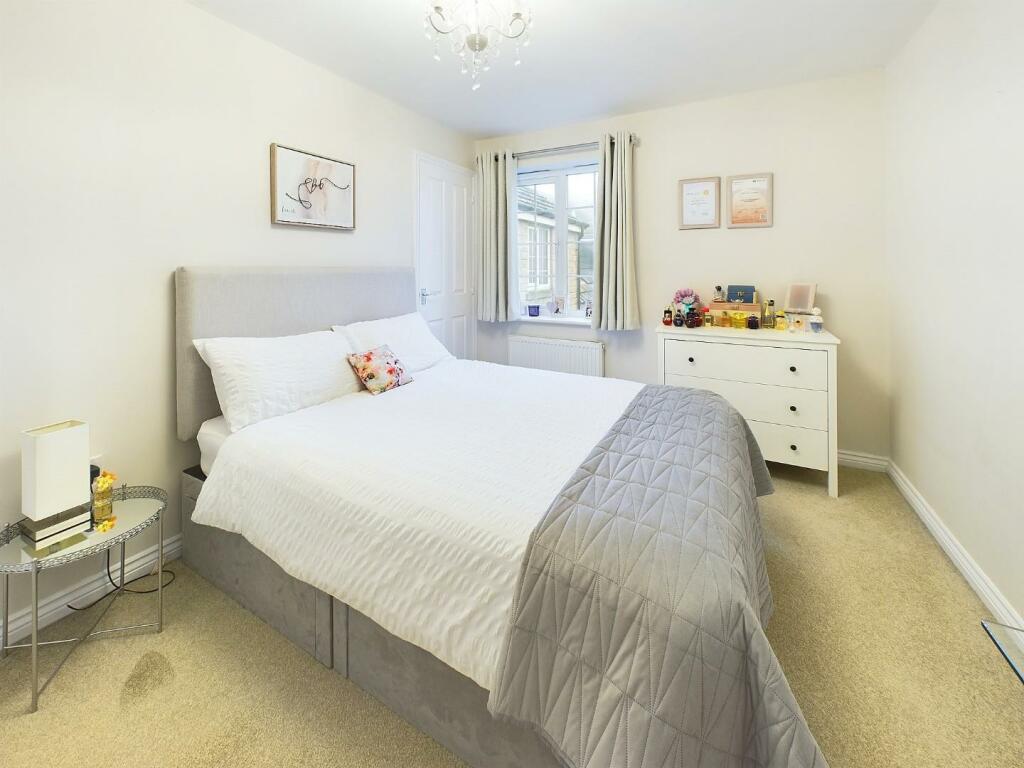 Additional image 14 of Redbrook Way, Bradford