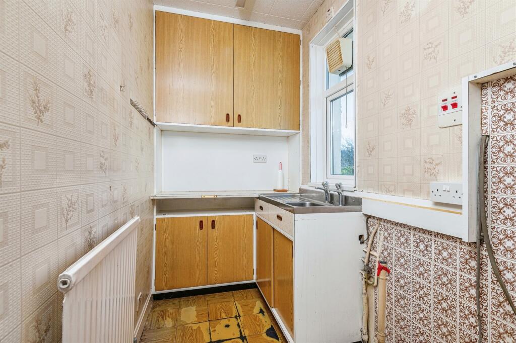 Additional image 4 of Thorncroft Road, Bradford