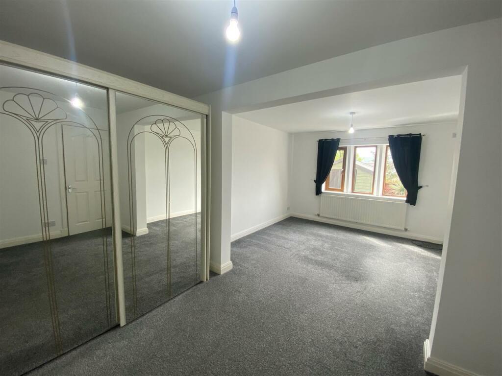 Additional image 6 of Carr Lane