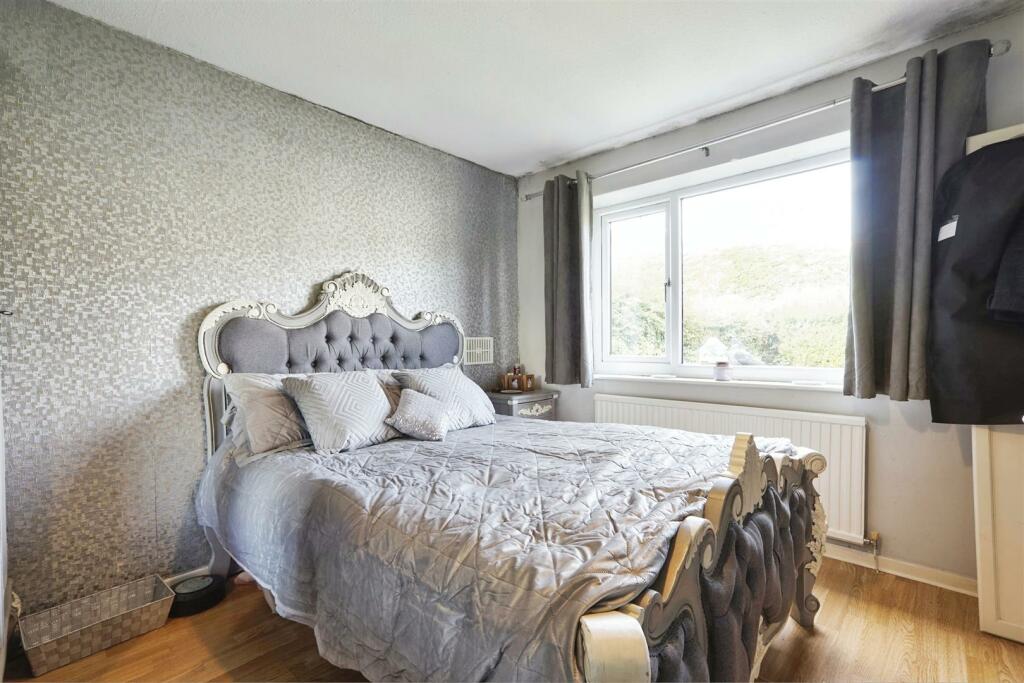 Additional image 6 of Raynham Crescent, Keighley, BD21 2TP