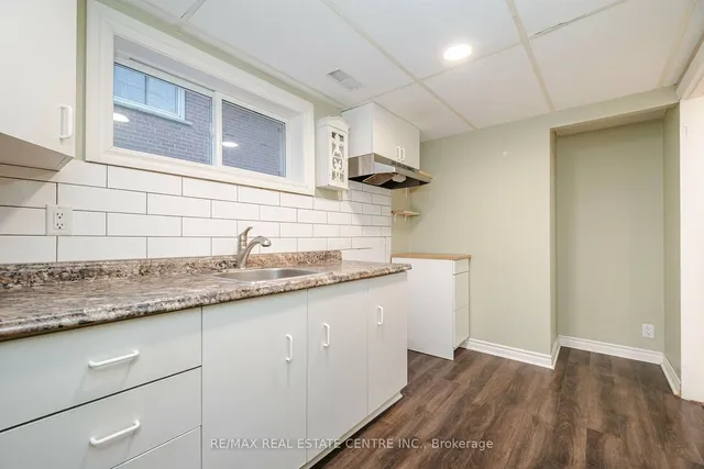 Additional image 34 of 1639 Corkstone Gl