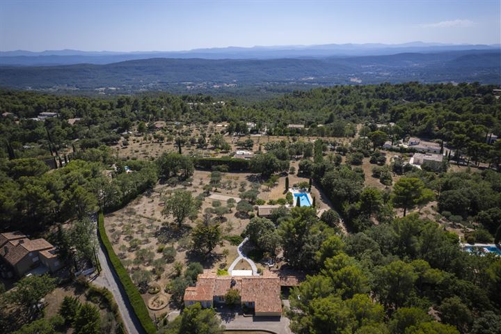 Additional image 2 of Chemin des Bernardins 98