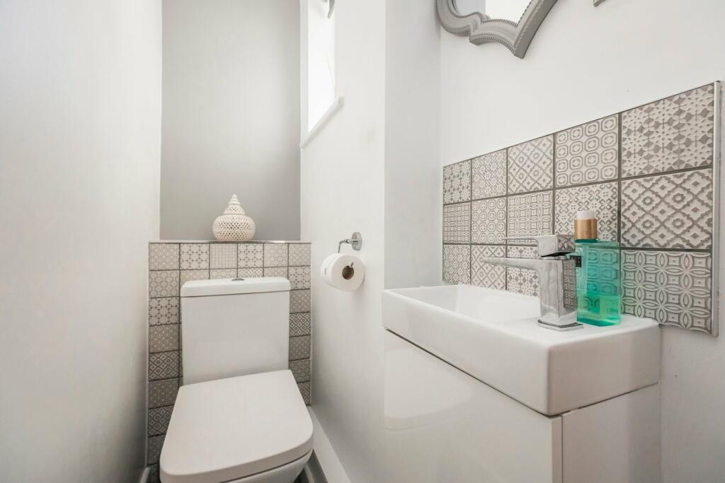 Additional image 16 of Copeland Drive, Whitecliff, Poole, BH14