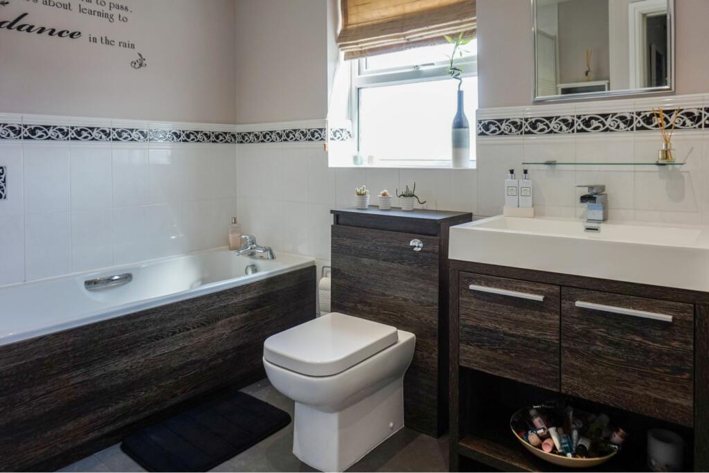 Additional image 20 of Agincourt Drive, Bingley, BD16