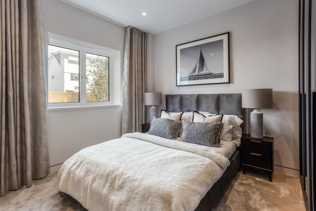 Additional image 11 of Dorset Lake Avenue, Lilliput, Poole, Dorset, BH14