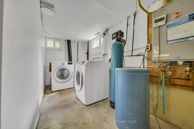 Additional image 17 of 171 Eighth Ave