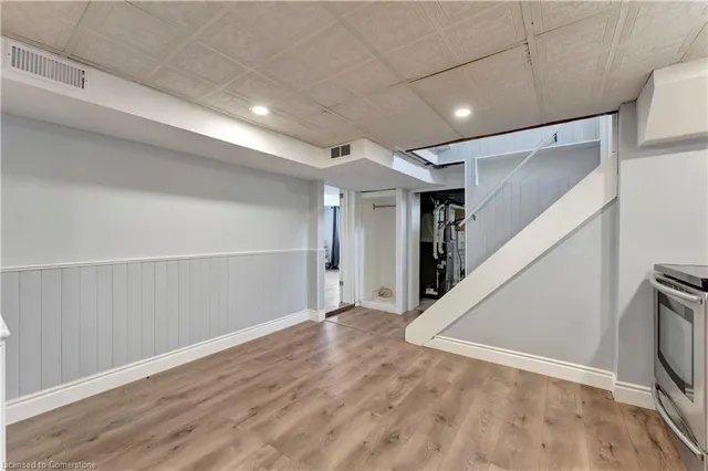 Additional image 20 of 11 Southmoor Dr