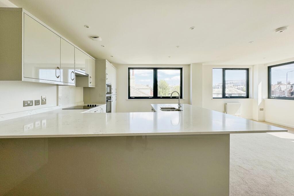 Additional image 5 of High Street North, Poole, BH15