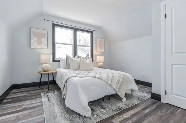 Additional image 33 of 349 Mill St