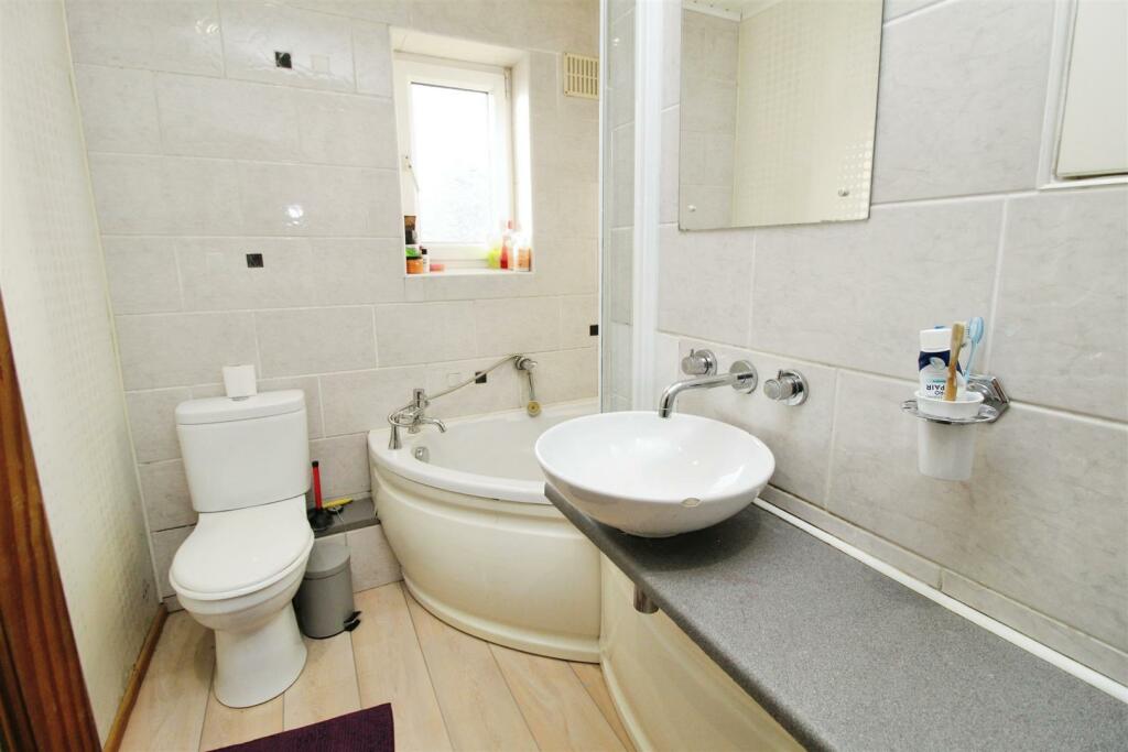 Additional image 10 of Luke Road, Bradford, BD5 0NR