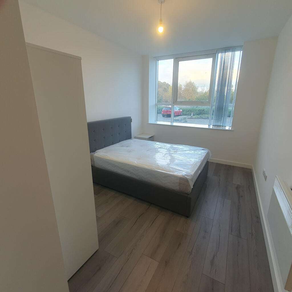 Additional image 7 of The Card House, Bingley Road, Bradford, West Yorkshire, BD9