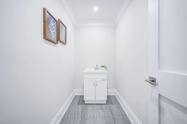 Additional image 33 of 64 Empress Ave