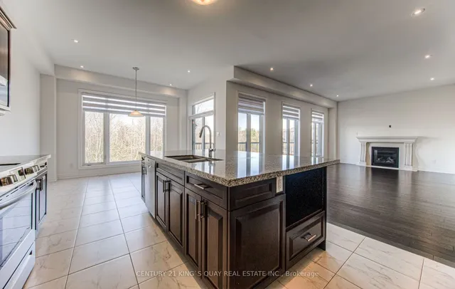 Additional image 9 of 300 Forest Creek Dr