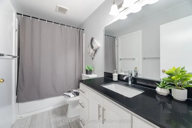 Additional image 23 of 205 Highland Cres Unit 11