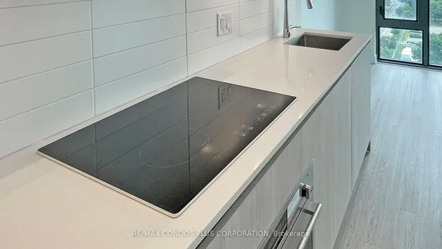 Additional image 10 of 47 Mutual St Unit 906