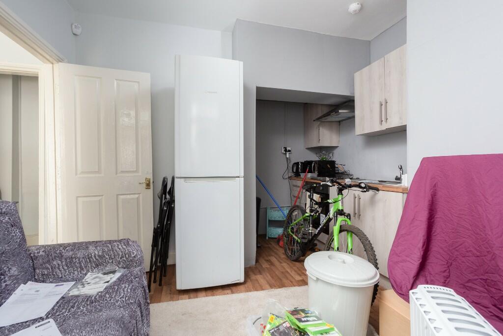 Additional image 3 of Cambridge Street, Bradford, BD7