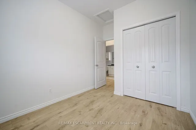 Additional image 28 of 284 Sophia Cres