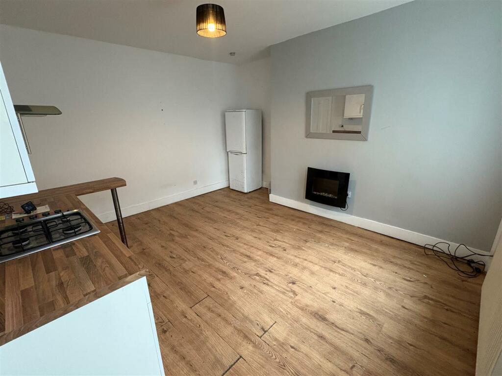 Additional image 3 of Crossley Street, Queensbury, Bradford