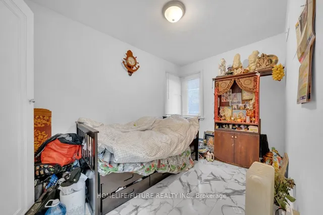 Additional image 12 of 52 Lamont Ave