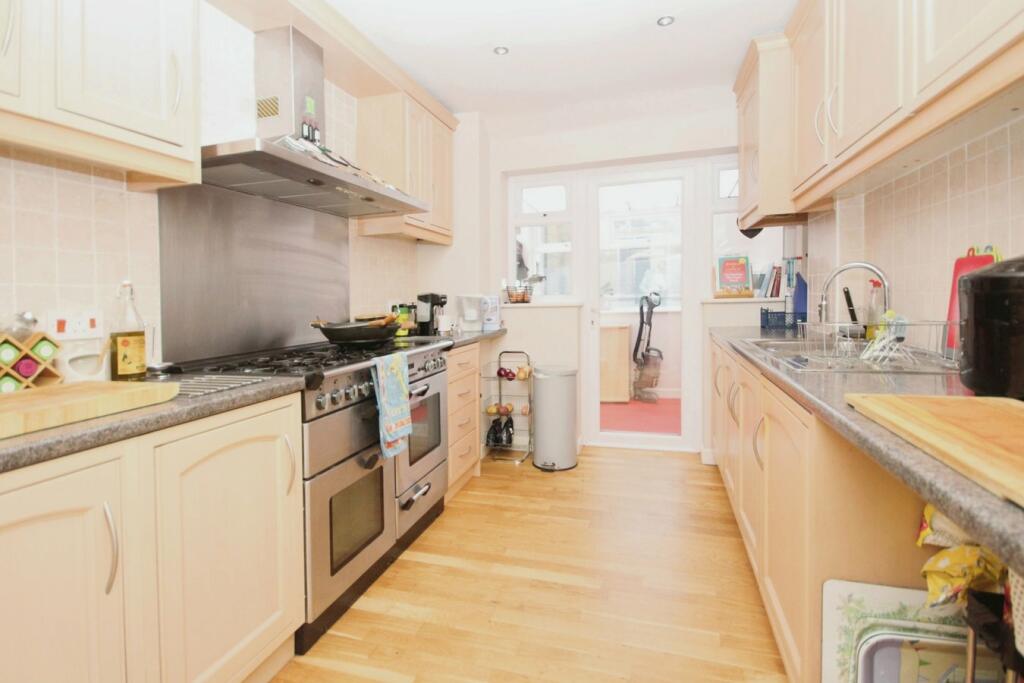 Additional image 4 of Box Close, Poole, BH17